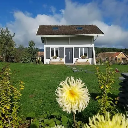 Le Charmot, Au Pied Des Montagnes Classé 3* *