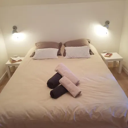 Le Charmot, Au Pied Des Montagnes Classe 3* *