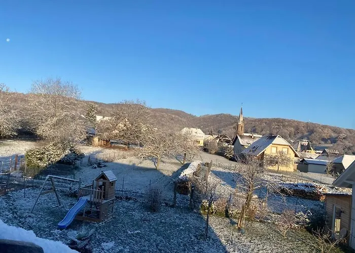 Le Charmot, Au Pied Des Montagnes Classe 3* *
